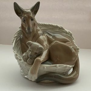 Lladro #4731 German Shepard with pup RARE